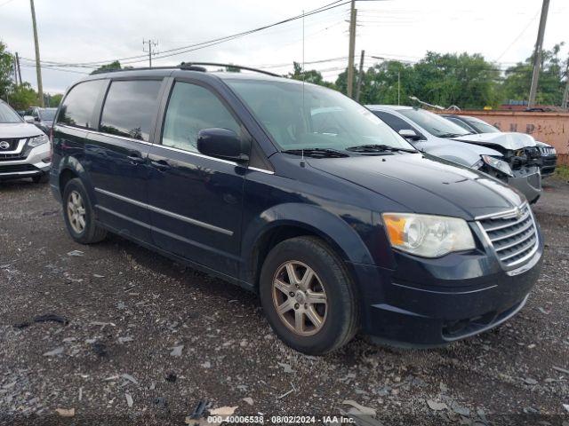  Salvage Chrysler Town & Country