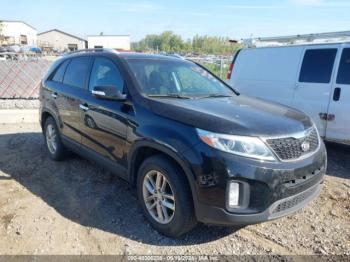  Salvage Kia Sorento