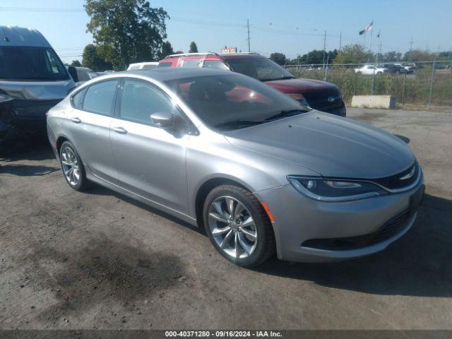  Salvage Chrysler 200