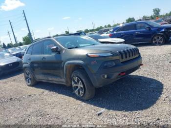  Salvage Jeep Cherokee