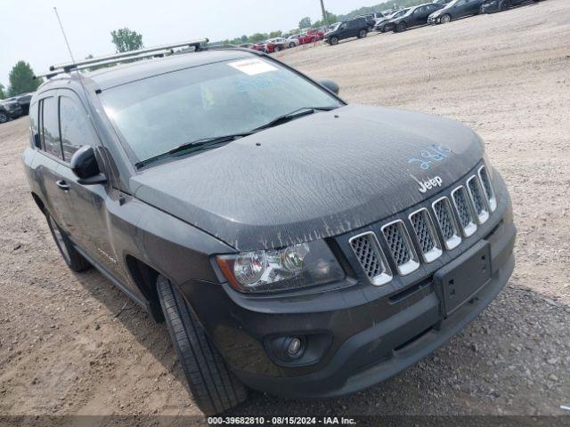  Salvage Jeep Compass