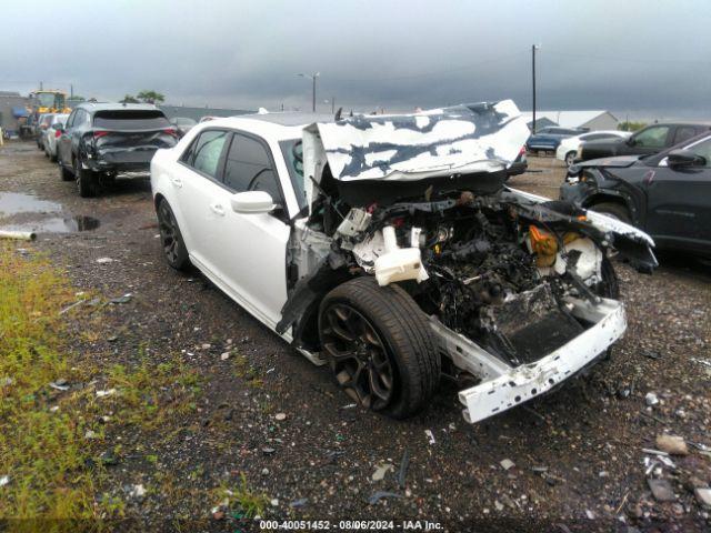  Salvage Chrysler 300