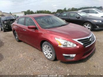  Salvage Nissan Altima