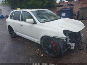  Salvage Porsche Cayenne