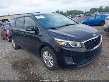  Salvage Kia Sedona