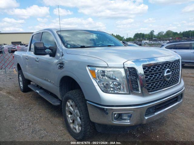  Salvage Nissan Titan