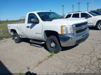  Salvage Chevrolet Silverado 2500