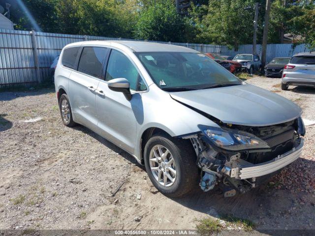  Salvage Chrysler Voyager