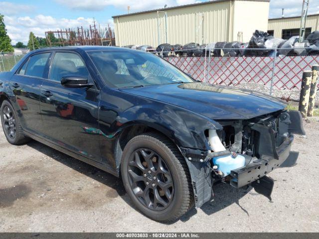  Salvage Chrysler 300