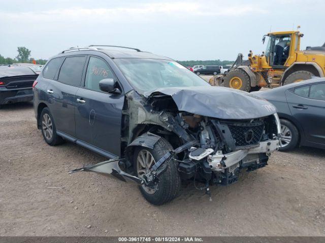  Salvage Nissan Pathfinder