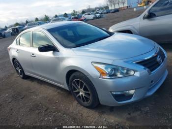  Salvage Nissan Altima