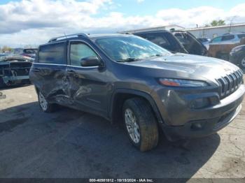  Salvage Jeep Cherokee