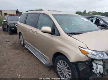  Salvage Toyota Sienna