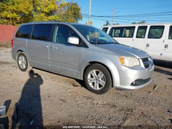  Salvage Dodge Grand Caravan