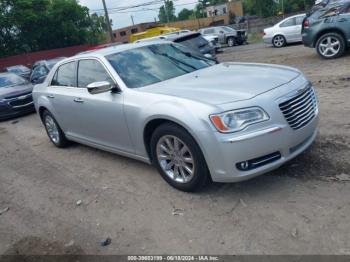  Salvage Chrysler 300