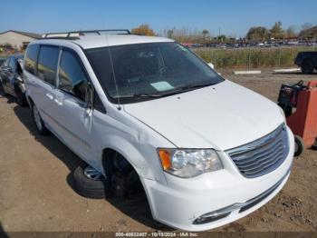  Salvage Chrysler Town & Country