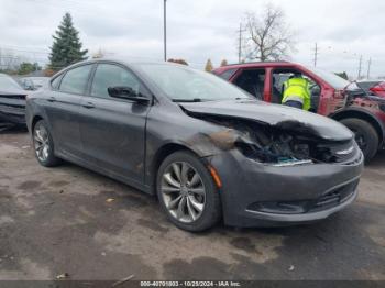  Salvage Chrysler 200