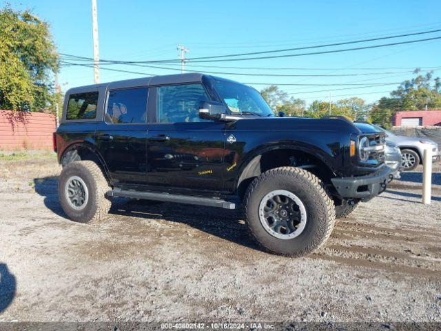  Salvage Ford Bronco