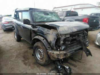  Salvage Ford Bronco