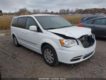  Salvage Chrysler Town & Country