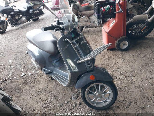  Salvage Vespa Primavera Sprint