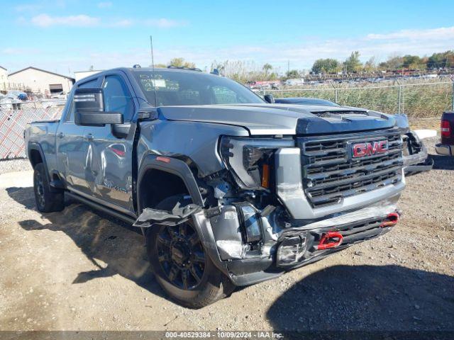  Salvage General Motors Sierra 3500HD