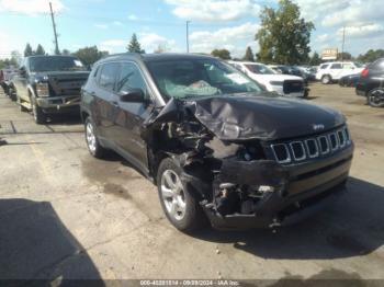  Salvage Jeep Compass