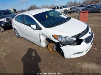  Salvage Kia Forte