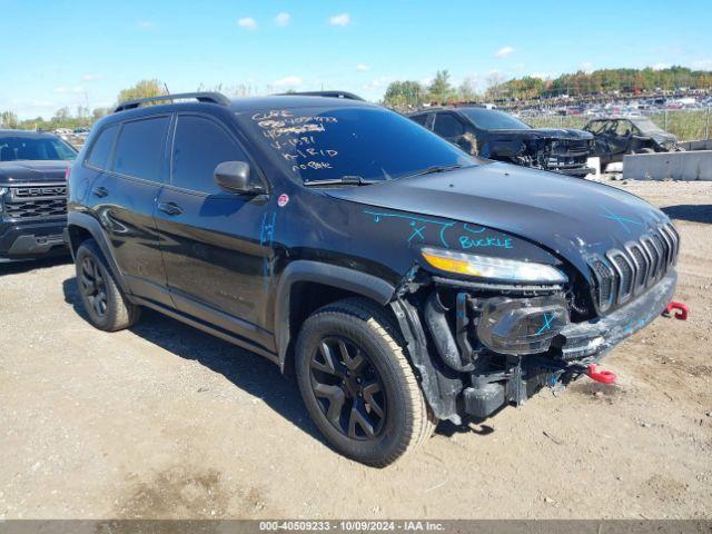  Salvage Jeep Cherokee