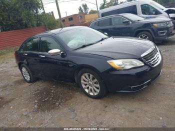  Salvage Chrysler 200