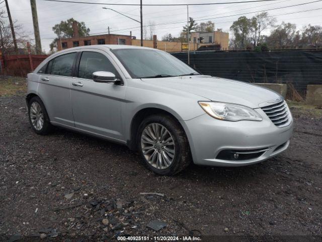  Salvage Chrysler 200