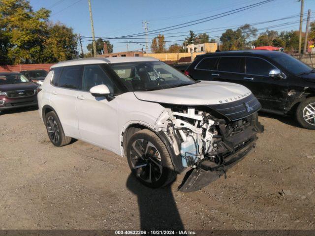  Salvage Mitsubishi Outlander