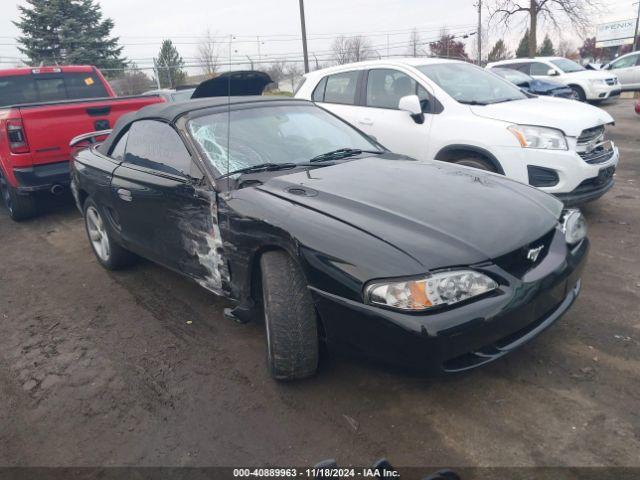  Salvage Ford Mustang