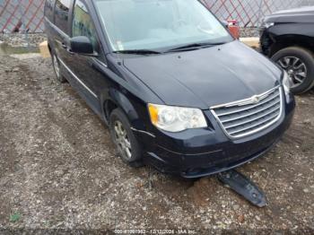  Salvage Chrysler Town & Country