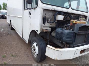  Salvage Freightliner Chassis