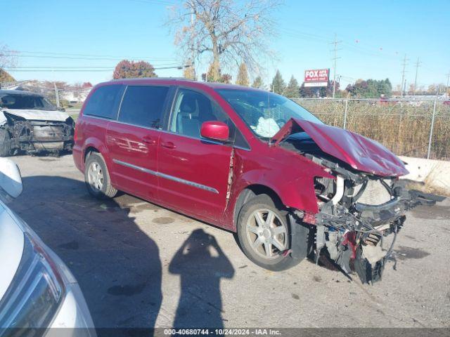  Salvage Chrysler Town & Country