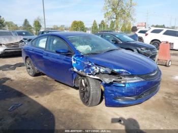  Salvage Chrysler 200