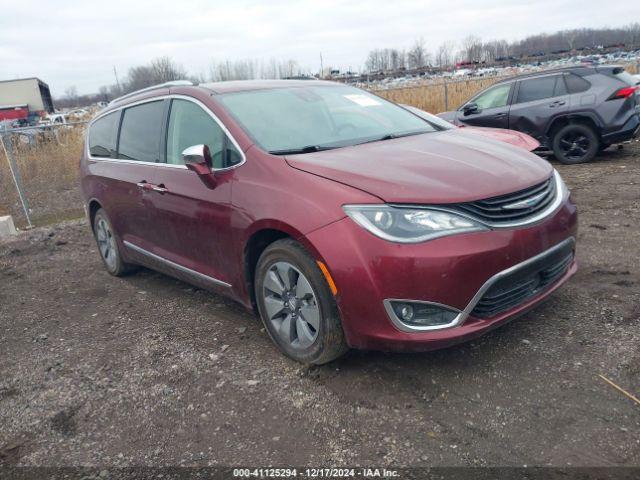  Salvage Chrysler Pacifica