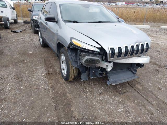  Salvage Jeep Cherokee