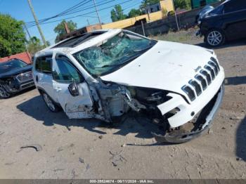  Salvage Jeep Cherokee