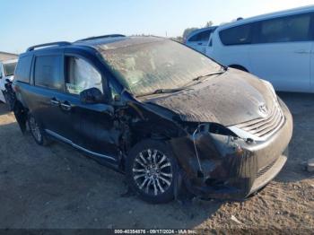  Salvage Toyota Sienna