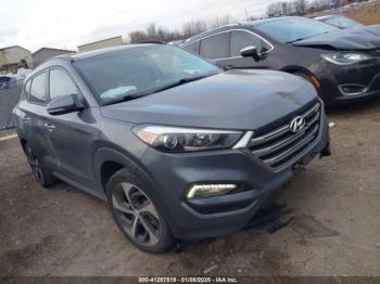  Salvage Hyundai TUCSON