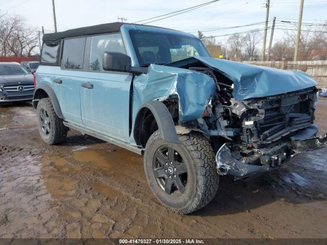  Salvage Ford Bronco