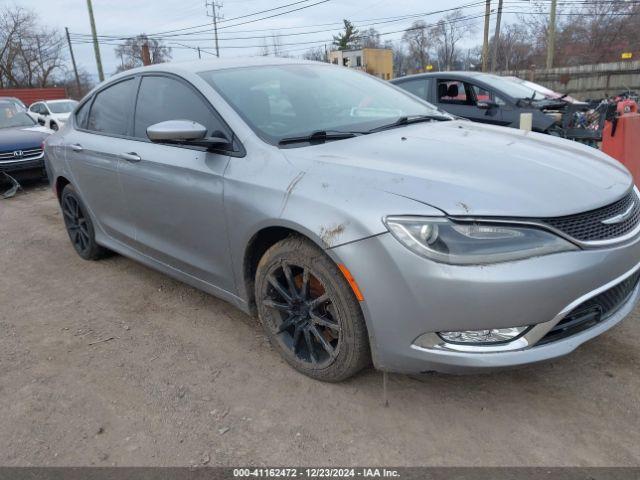  Salvage Chrysler 200