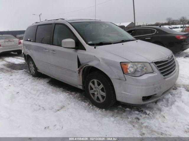  Salvage Chrysler Town & Country