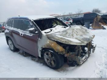  Salvage Toyota Highlander