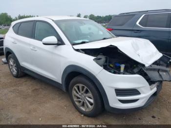  Salvage Hyundai TUCSON