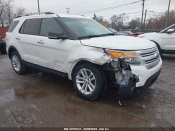  Salvage Ford Explorer