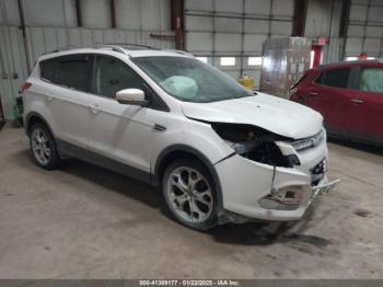  Salvage Ford Escape