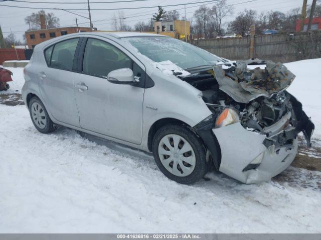  Salvage Toyota Prius c